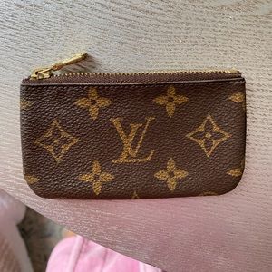 Louis Vuitton zippy coin purse monogram